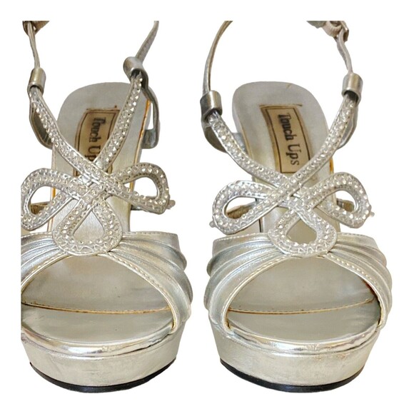 TOUCH UPS Size 6 Adjustable Strap Platform Heels Slingback Sandal Silver Evening - Picture 4 of 10